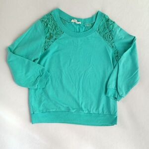 🩵**2for$25*** Scoop Neck Size JR Medium